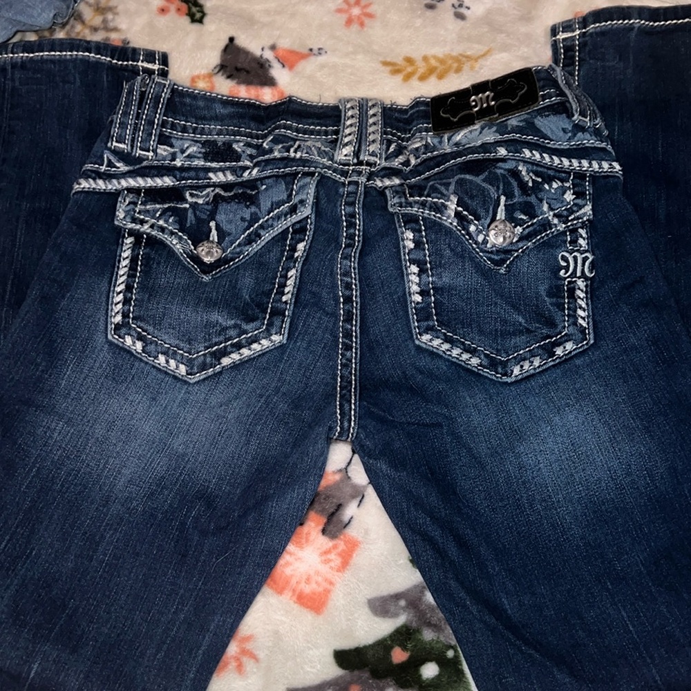 Mid-Rise Skinny Miss Me Jeans